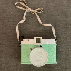 Lomography Diana F+ Dreamer Mint Green Camera
